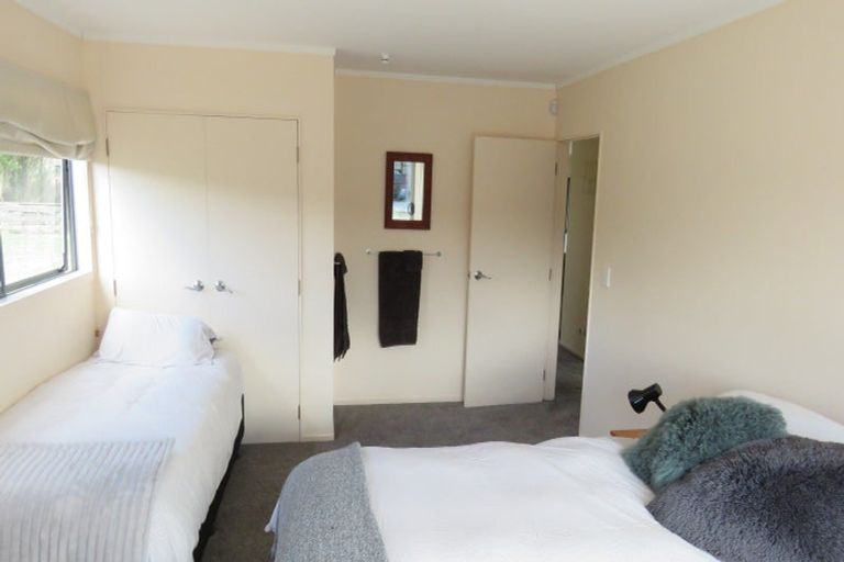 Photo of property in 12 Hepina Heights, Kinloch, Taupo, 3377