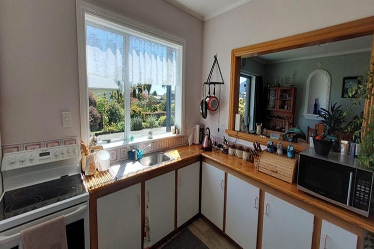 Photo of property in 23 Tramway Street, Ross, 7812