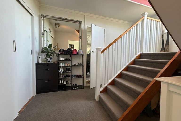 Photo of property in 108 Mountbatten Avenue, Hillcrest, Auckland, 0627