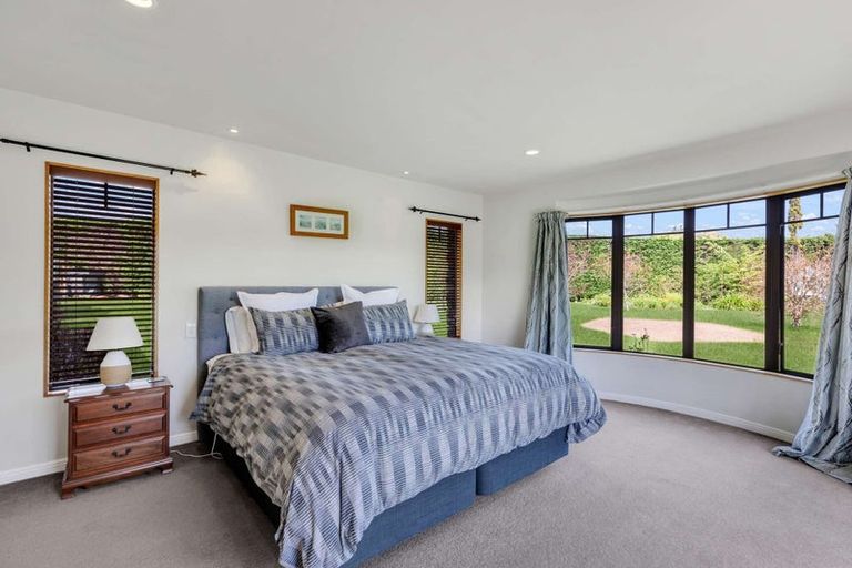 Photo of property in 27 Pohutukawa Drive, Levin, 5571