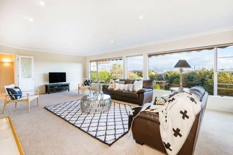 Photo of property in 95 Shepherd Road, Waipahihi, Taupo, 3330