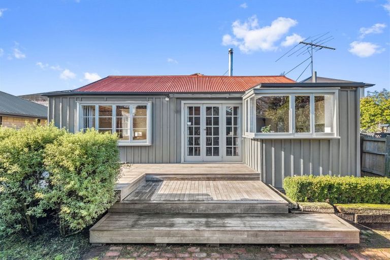 Photo of property in 1/37 Garreg Road, Fendalton, Christchurch, 8052