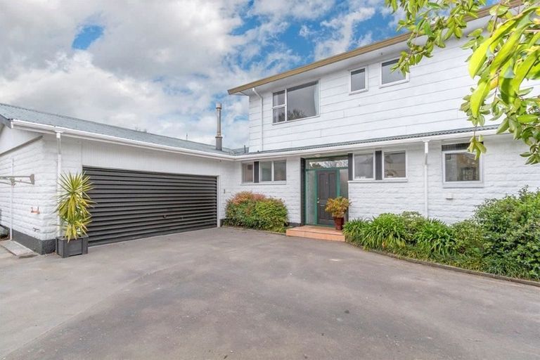 Photo of property in 6a Lynfield Avenue, Ilam, Christchurch, 8041