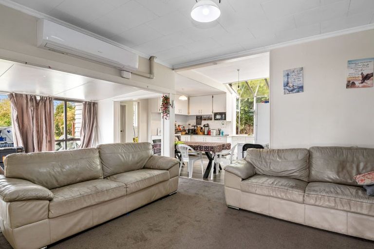 Photo of property in 100 Ranolf Street, Glenholme, Rotorua, 3010