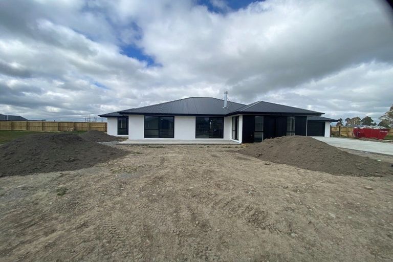 Photo of property in 45 Suffolk Drive, Kirwee, 7571