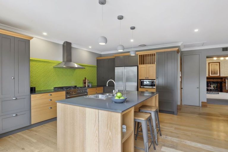 Photo of property in 398 North Road, North East Valley, Dunedin, 9010