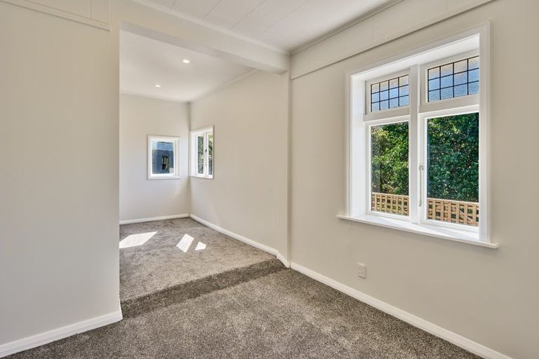 Photo of property in 46 Pembroke Road, Northland, Wellington, 6012