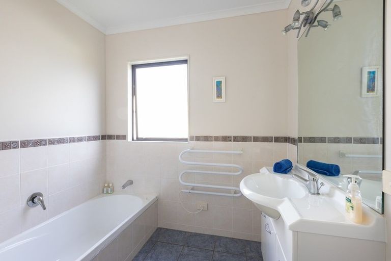 Photo of property in 27 Cullen Street, Mangawhai Heads, Mangawhai, 0505