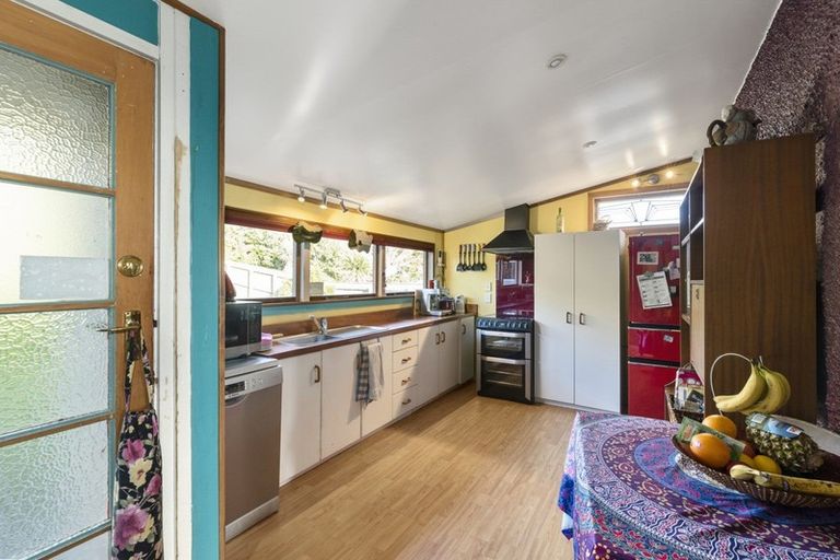 Photo of property in 82 Marine Parade, Otaki Beach, Otaki, 5512