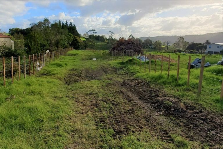 Photo of property in 750 Kaipara Coast Highway, Kaukapakapa, 0871