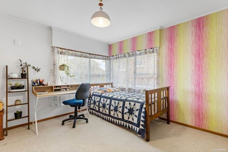 Photo of property in 65 Macleans Road, Bucklands Beach, Auckland, 2014