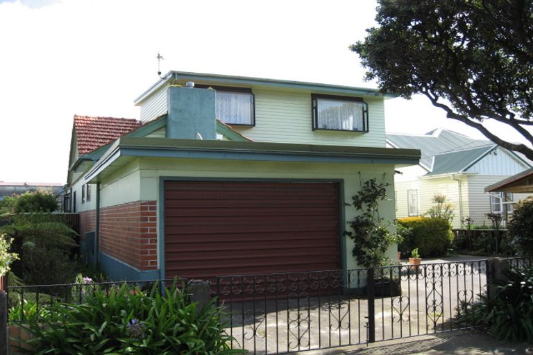 Photo of property in 71 Bell Road, Waiwhetu, Lower Hutt, 5010