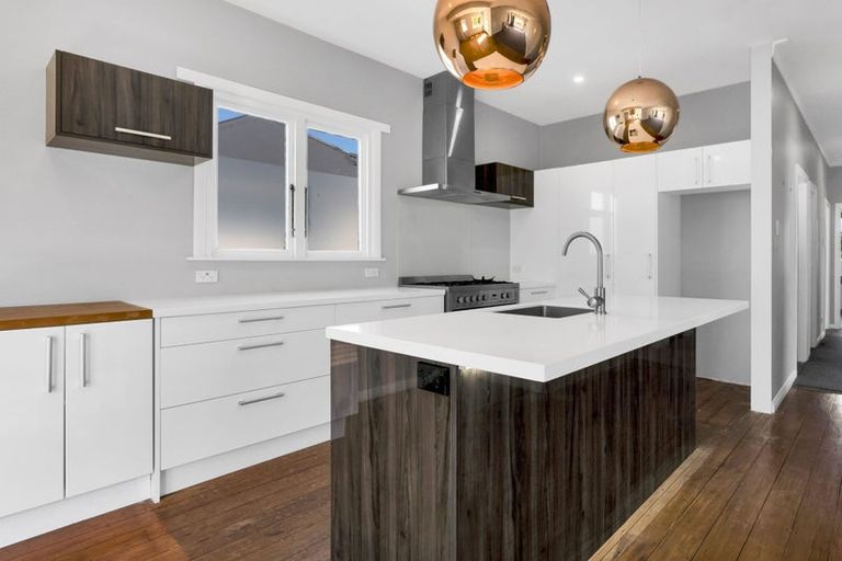 Photo of property in 197 Coronation Avenue, Welbourn, New Plymouth, 4310