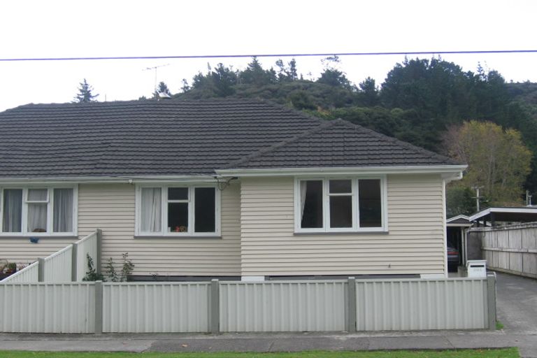 Photo of property in 294 George Street, Stokes Valley, Lower Hutt, 5019