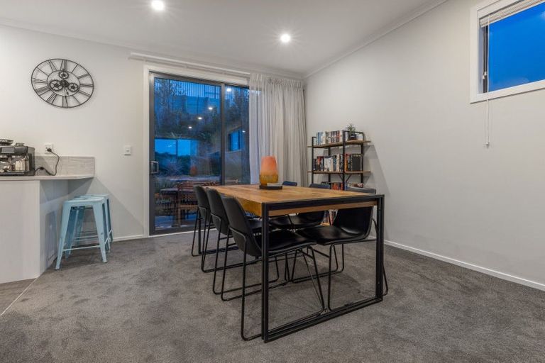 Photo of property in 3a Koreke Close, Kenepuru, 5022