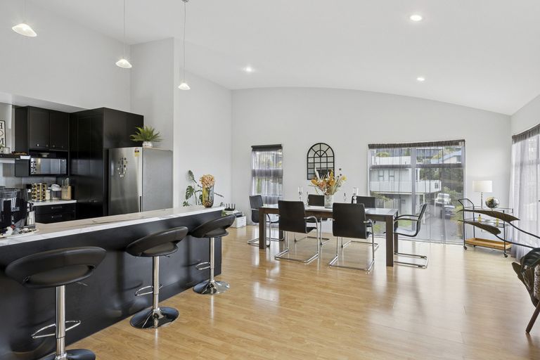 Photo of property in 213 Somerville Street, Shiel Hill, Dunedin, 9013