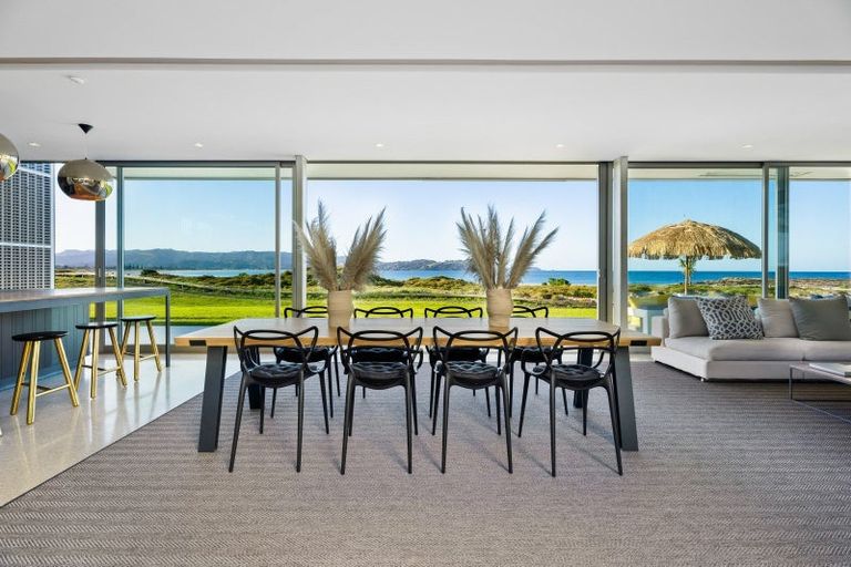 Photo of property in 45 Taumata Road, Omaha, 0986