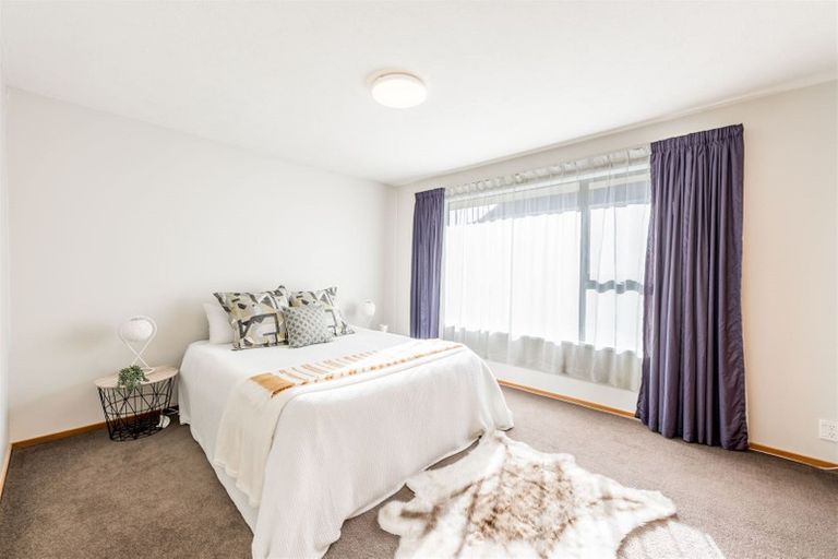 Photo of property in 18 Westgrove Avenue, Avonhead, Christchurch, 8042