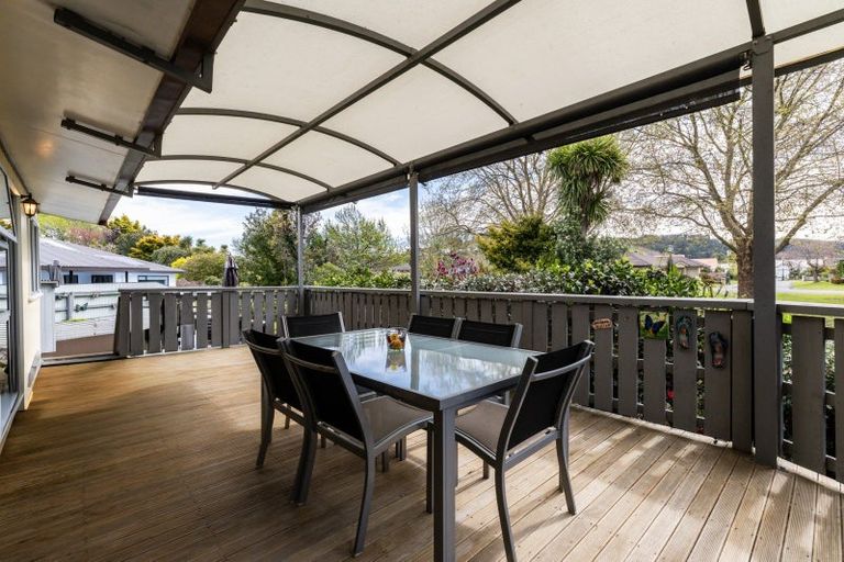 Photo of property in 106 Avondale Road, Taradale, Napier, 4112