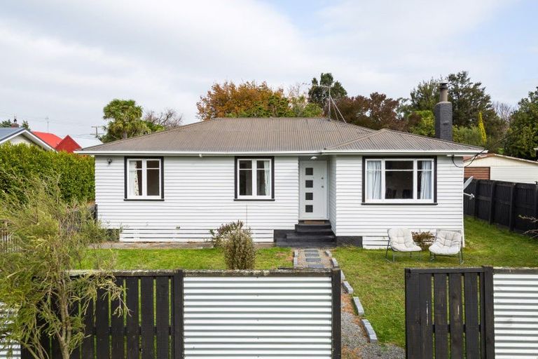 Photo of property in 22 Brandon Street, Featherston, 5710