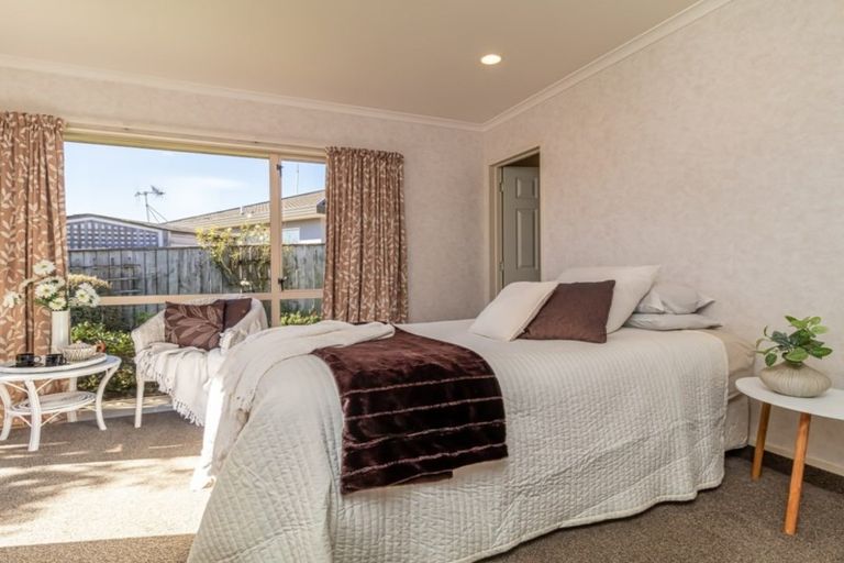 Photo of property in 4 Kingsgate Row, Havelock North, 4130