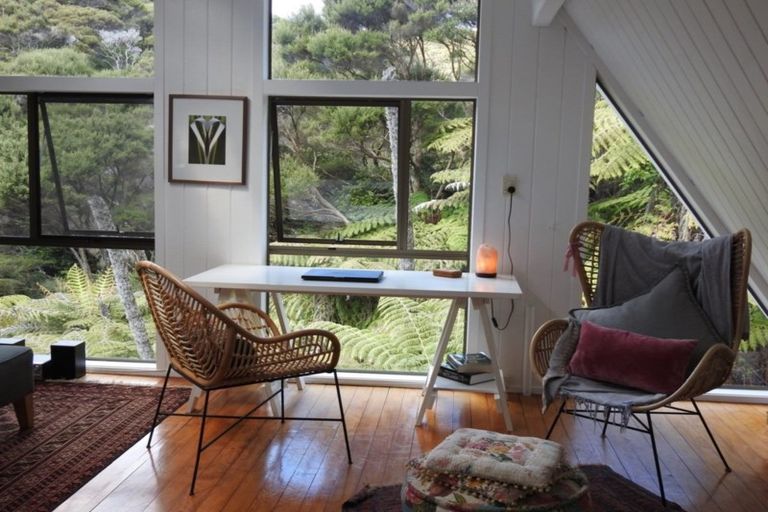 Photo of property in 16 Major Bridge Drive, Russell, 0272