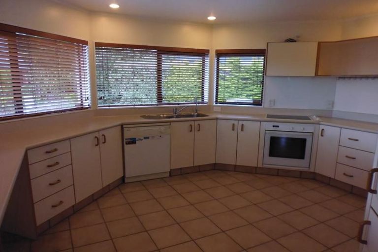 Photo of property in 4a Trinity Place, Paraparaumu Beach, Paraparaumu, 5032
