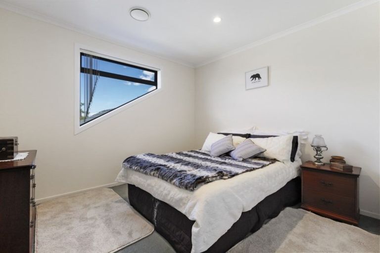 Photo of property in 43 Montrose Crescent, Huntington, Hamilton, 3210