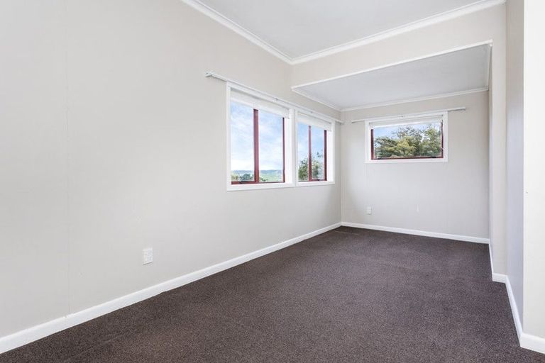 Photo of property in 369 Mangakura Road, Helensville, 0875