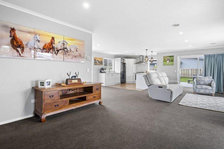 Photo of property in 4 Te Wiremu Lane, Otaki, 5512