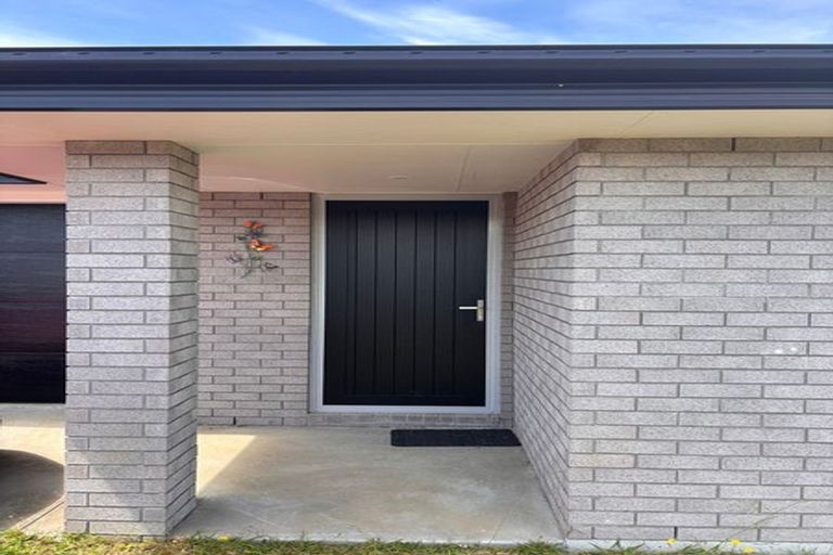 Photo of property in 15 Mclean Street, Pokeno, 2402