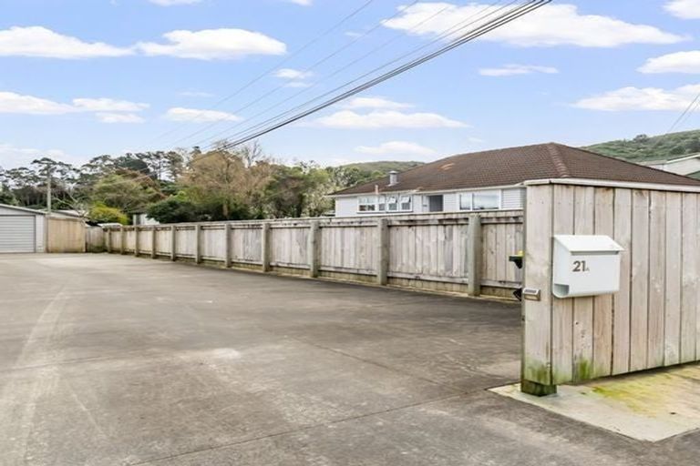Photo of property in 21a Rimu Street, Naenae, Lower Hutt, 5011