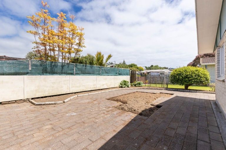 Photo of property in 2/31 Grey Street, Waitara, 4320