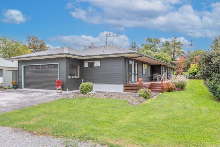 Photo of property in 2 Petersen Place, Waipukurau, 4200