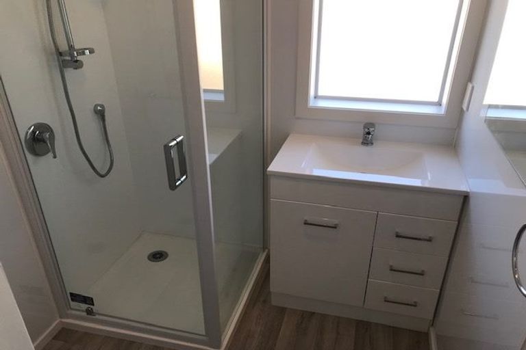 Photo of property in 13 Cameron Road, Hamilton East, Hamilton, 3216