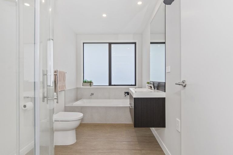 Photo of property in 80 Whakaturou Crescent, Pyes Pa, Tauranga, 3112