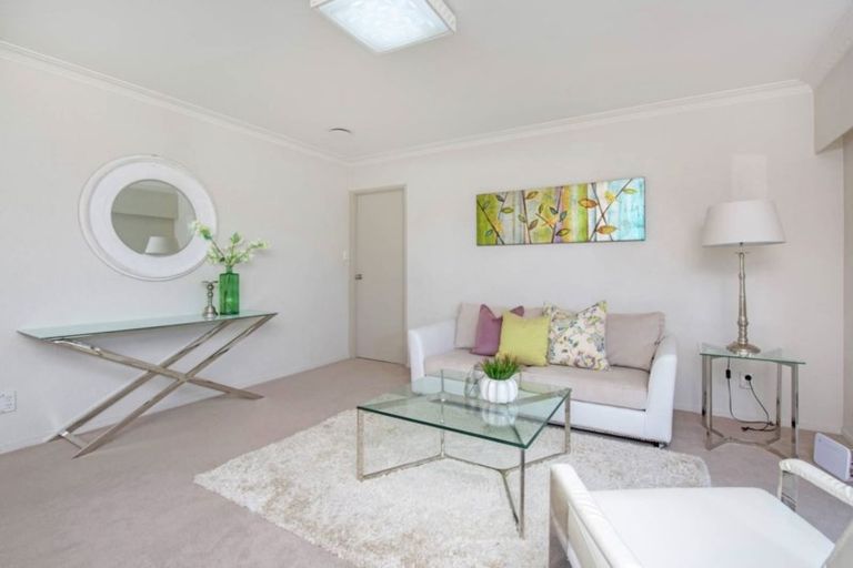 Photo of property in 47 Butley Drive, Farm Cove, Auckland, 2012