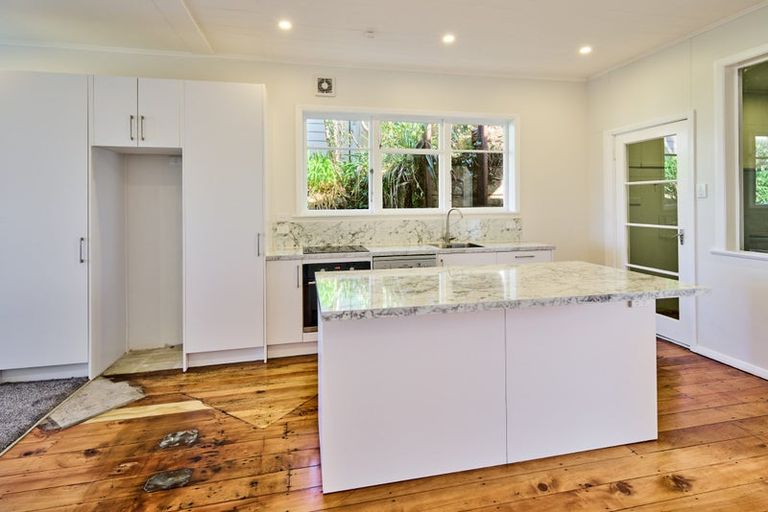 Photo of property in 46 Pembroke Road, Northland, Wellington, 6012
