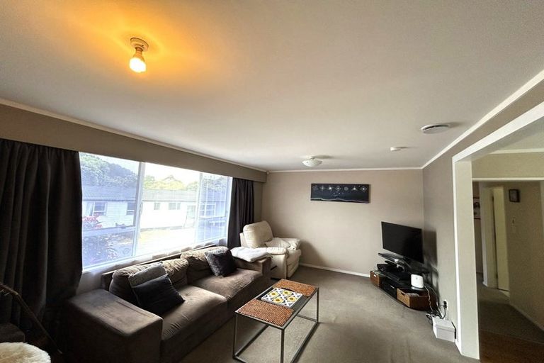 Photo of property in 41b Hicks Close, Whitby, Porirua, 5024