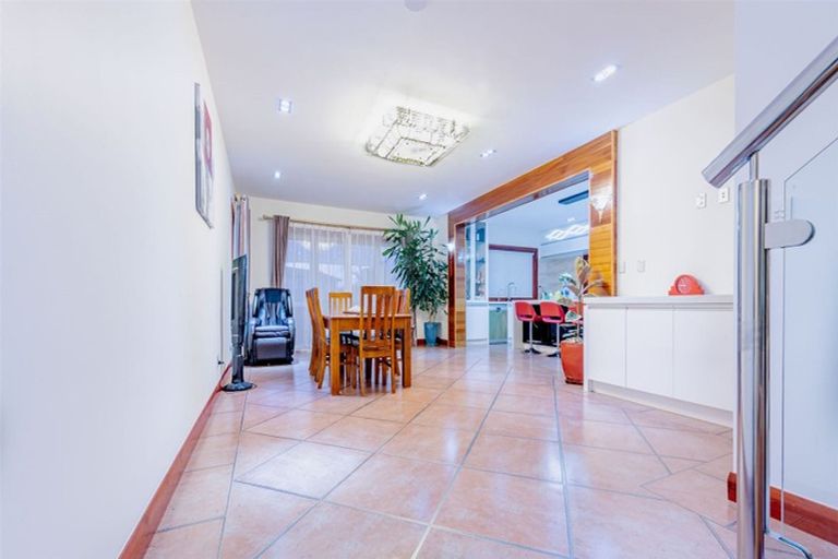 Photo of property in 12 Fairhill Place, Flat Bush, Auckland, 2016