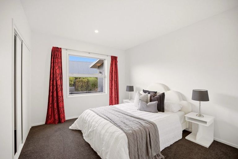 Photo of property in 45 Durrell Way, Rolleston, 7614