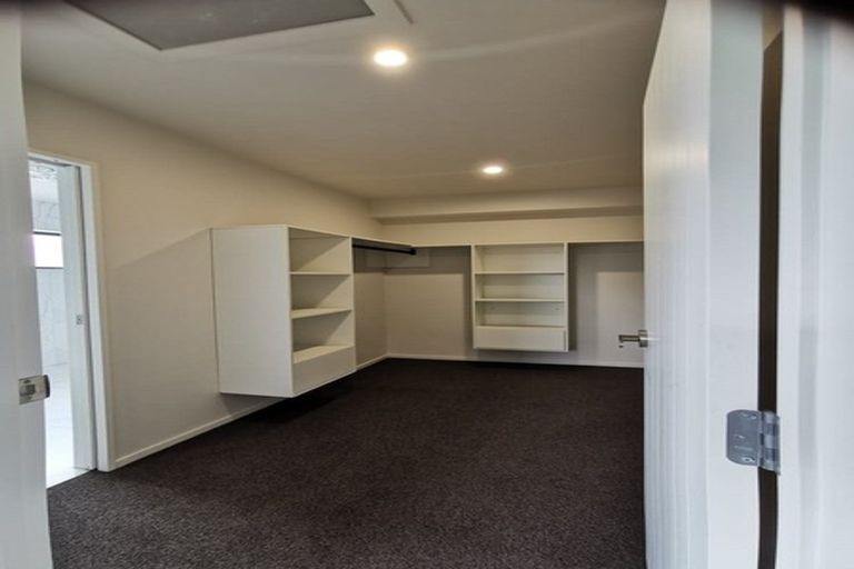 Photo of property in 98 Cardiff Road, Pakuranga, Auckland, 2010