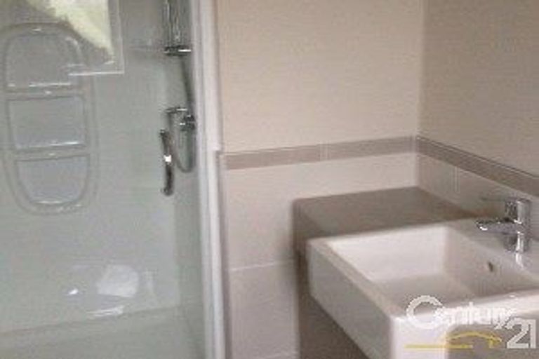 Photo of property in 94 Flat Bush School Road, Flat Bush, Auckland, 2019