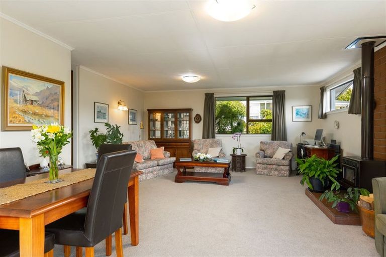 Photo of property in 103b Milton Terrace, Picton, 7220