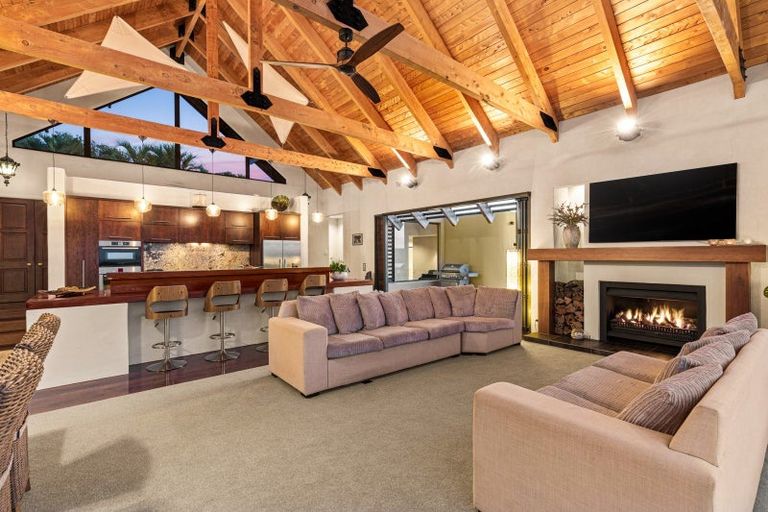 Photo of property in 20 Sandhill Heights, Mangawhai, 0975