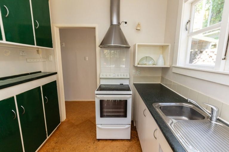 Photo of property in 97 Duncan Terrace, Kilbirnie, Wellington, 6022