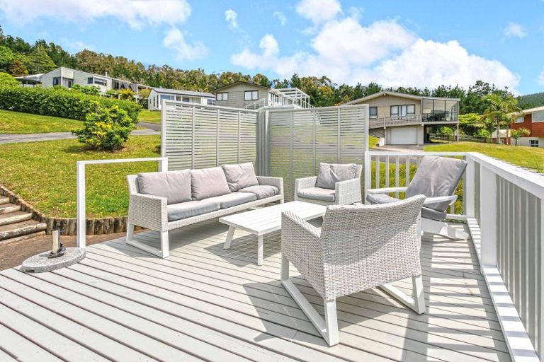Photo of property in 127 Tuna Place, Onemana, Whangamata, 3691