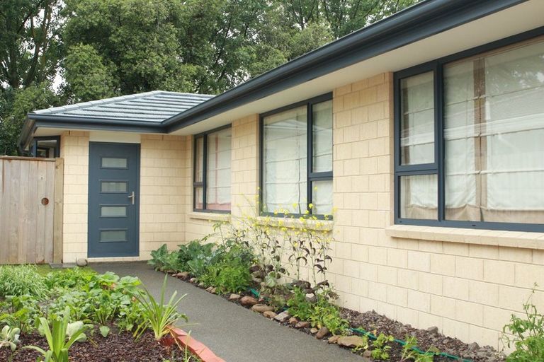 Photo of property in 2/2 Gates Lane, Woolston, Christchurch, 8023