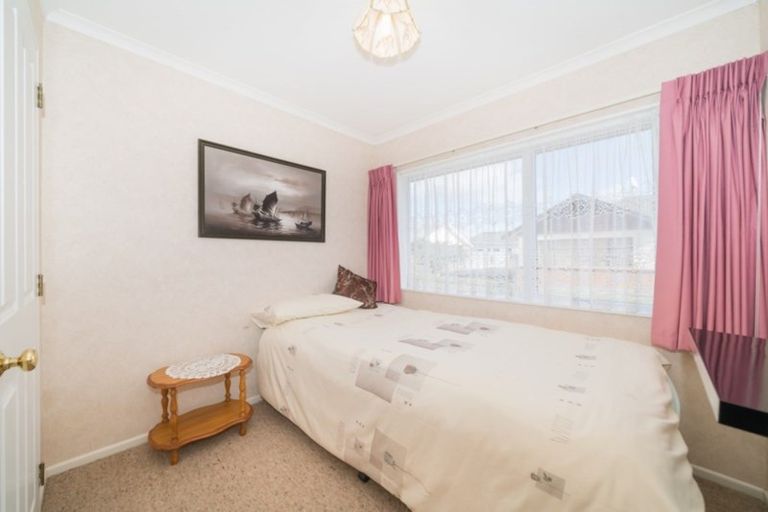 Photo of property in 1 Cole Lane, Milson, Palmerston North, 4414