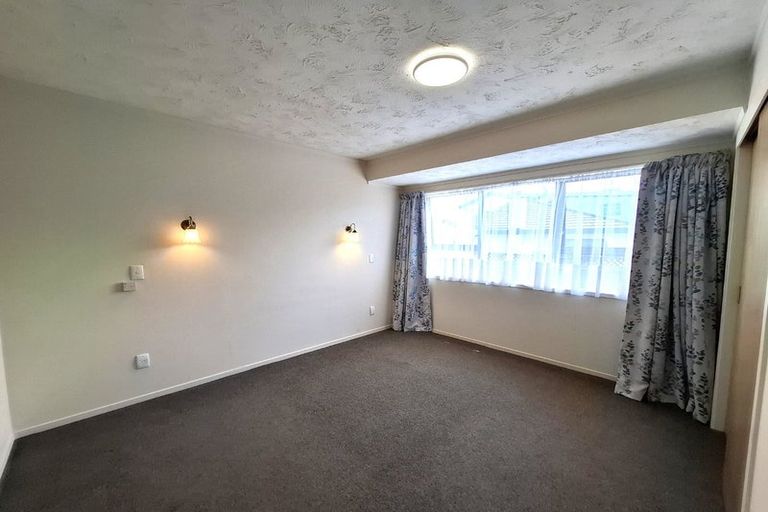 Photo of property in 2/51 Anzac Road, Browns Bay, Auckland, 0630